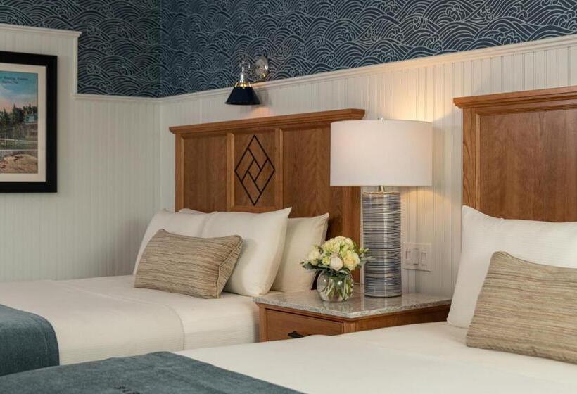 Отель Bar Harbor Inn