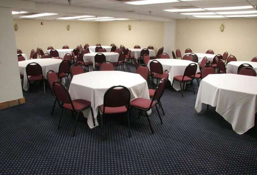 Отель Barcelona Suites