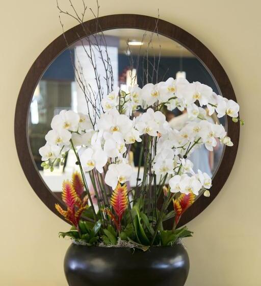 Bay Club Hotel And Marina