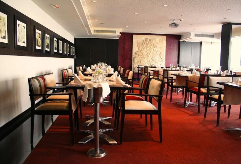 هتل Belvedere Fourati