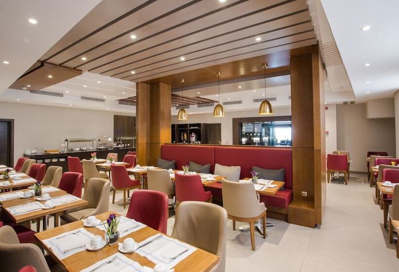 هتل Belvedere Fourati