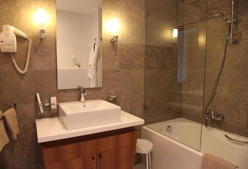 هتل Belvedere Fourati