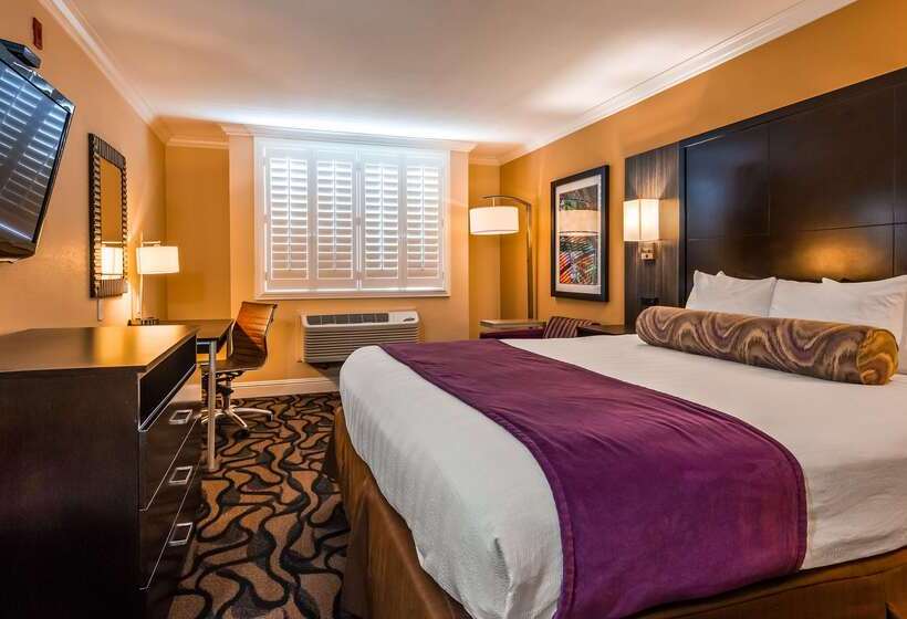 فندق Best Western Plus Airport Plaza