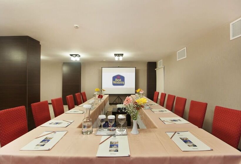 ホテル Best Western Plus Khan