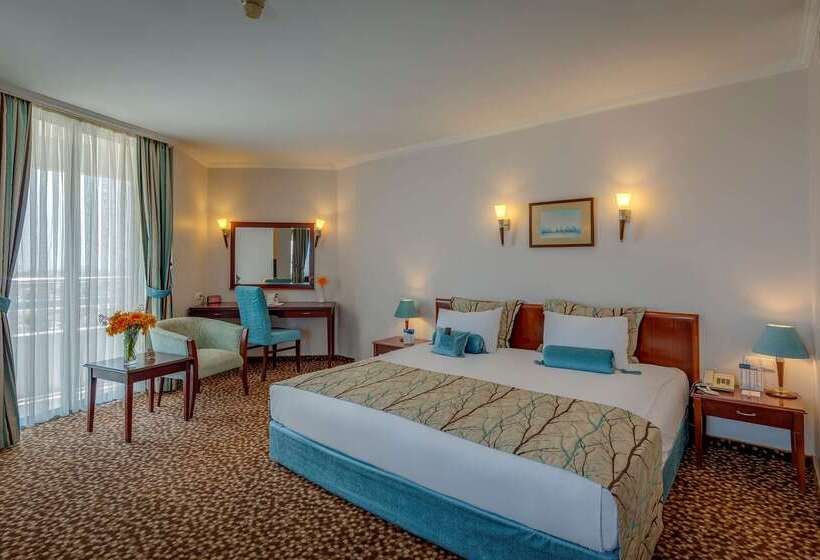 ホテル Best Western Plus Khan