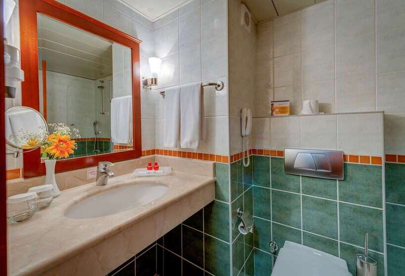 ホテル Best Western Plus Khan