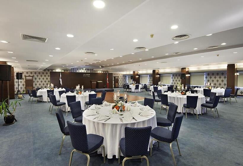 ホテル Best Western Plus Khan