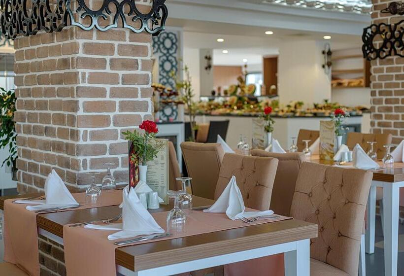 ホテル Best Western Plus Khan