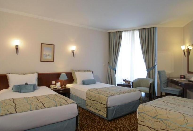 ホテル Best Western Plus Khan