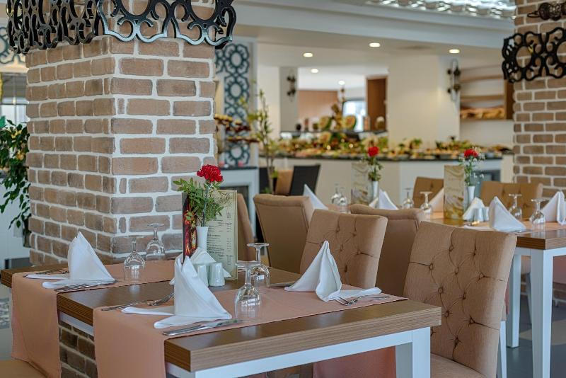 ホテル Best Western Plus Khan