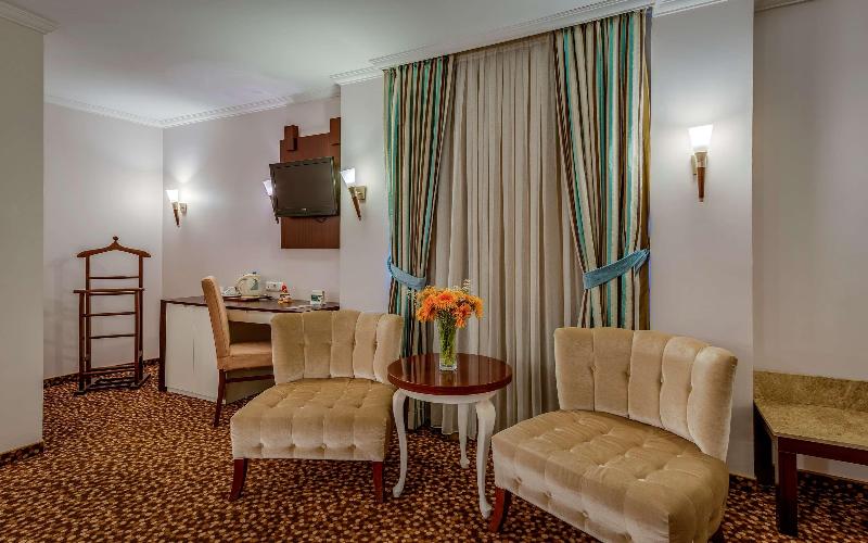 ホテル Best Western Plus Khan