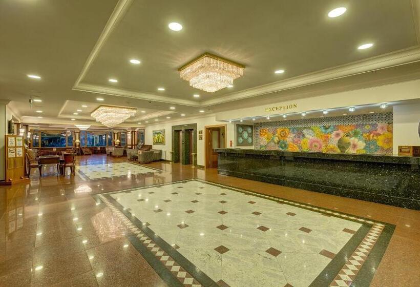 ホテル Buyuk Abant