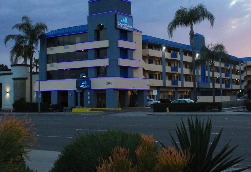 ホテル Capri Suites Anaheim