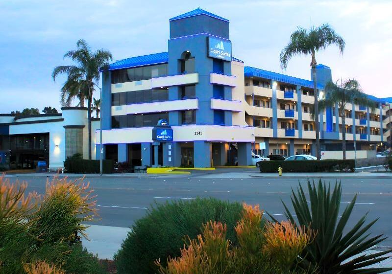 ホテル Capri Suites Anaheim