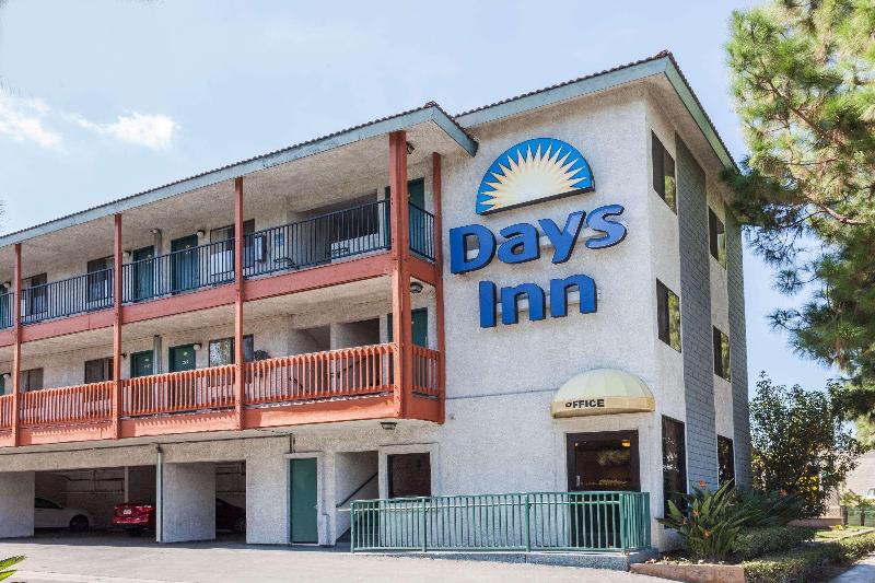 酒店 Days Inn By Wyndham Anaheim West