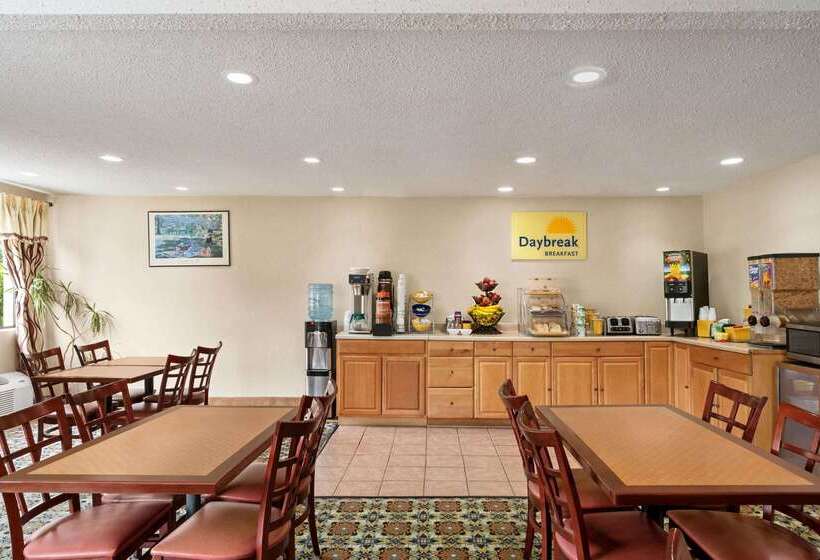 فندق Days Inn By Wyndham Auburn/finger Lakes Region