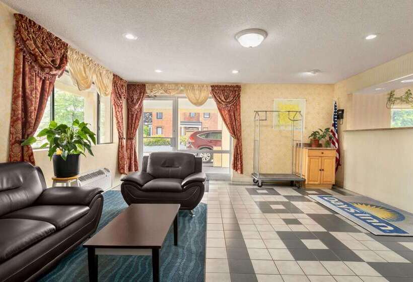فندق Days Inn By Wyndham Auburn/finger Lakes Region