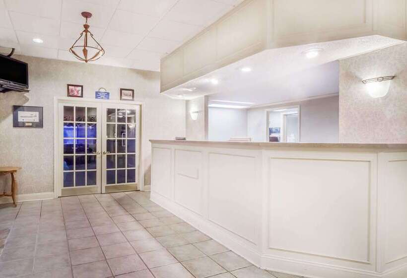 فندق Days Inn By Wyndham Dover Downtown