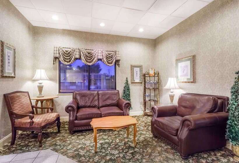 فندق Days Inn By Wyndham Dover Downtown