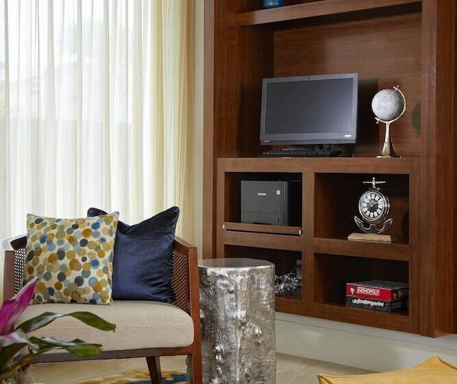 Delta Hotels By Marriott Daytona Beach Oceanfront