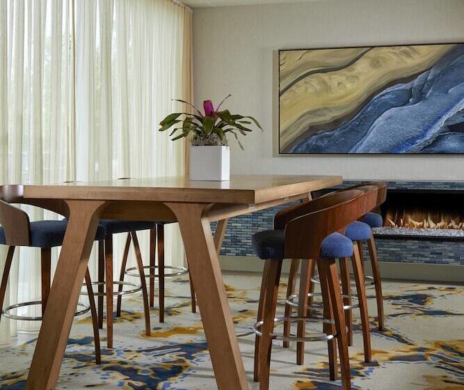 Delta Hotels By Marriott Daytona Beach Oceanfront