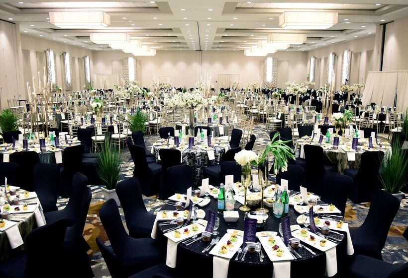 בית מלון כפרי Doubletree By Hilton Baltimore North Pikesville