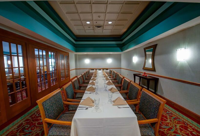 فندق Doubletree By Hilton Baltimore North Pikesville