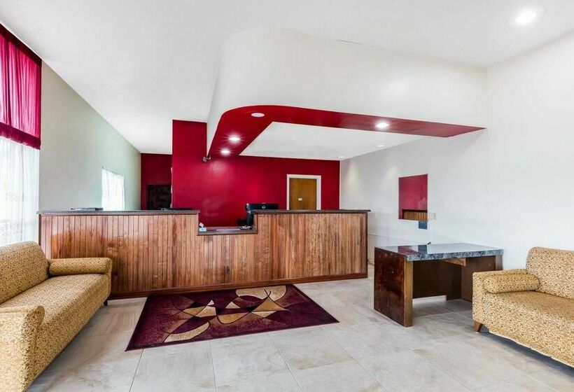 Отель Econo Lodge Inn and Suites Hot Springs