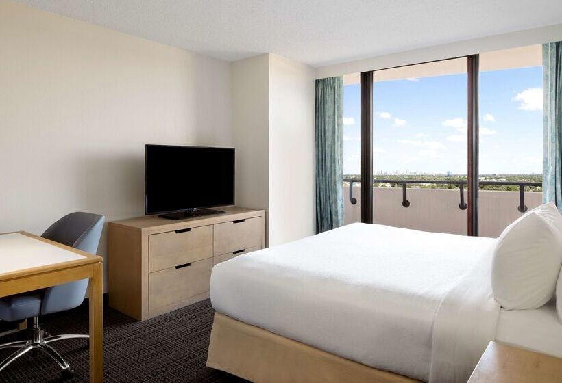 בית מלון כפרי Embassy Suites By Hilton Tampa Airport Westshore