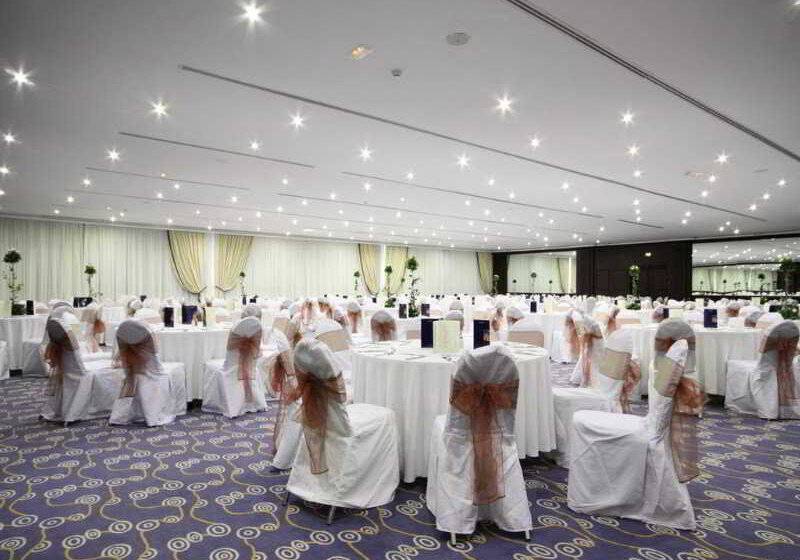 هتل Golden Tulip El Mechtel