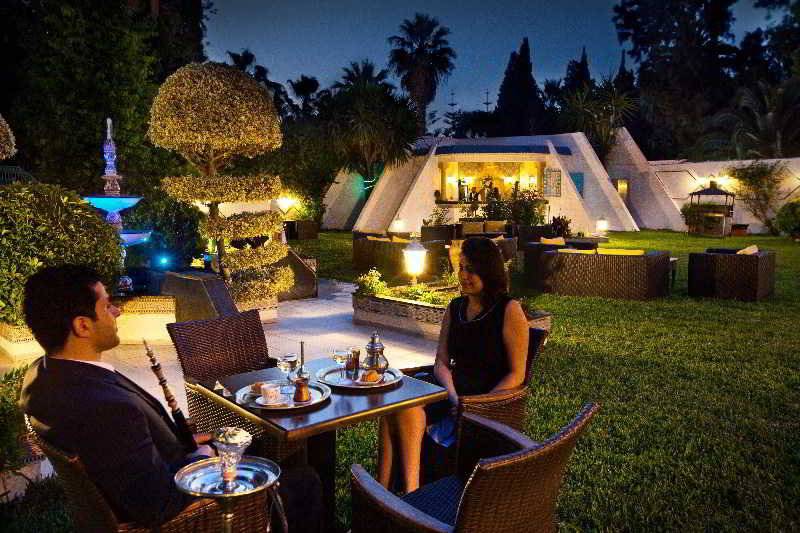 هتل Golden Tulip El Mechtel