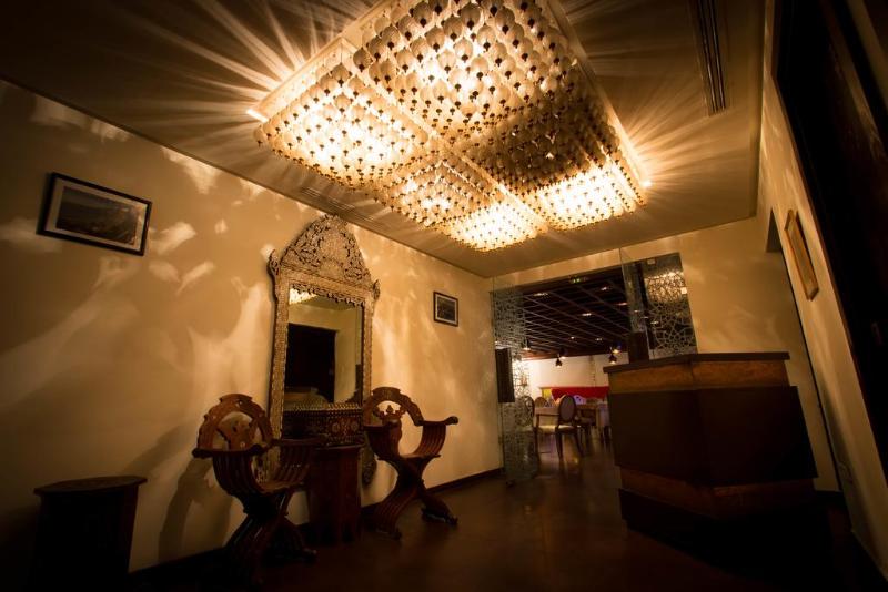 هتل Golden Tulip El Mechtel