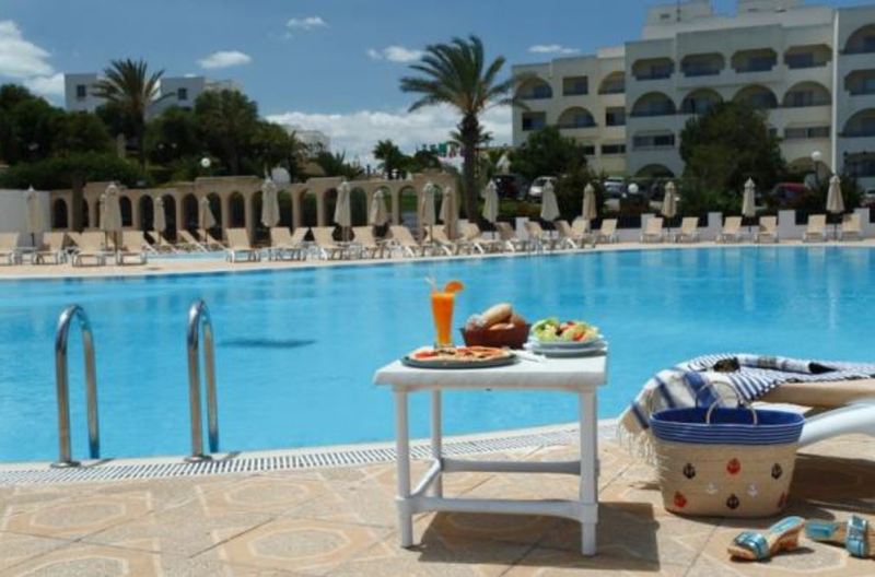 هتل Golden Tulip El Mechtel