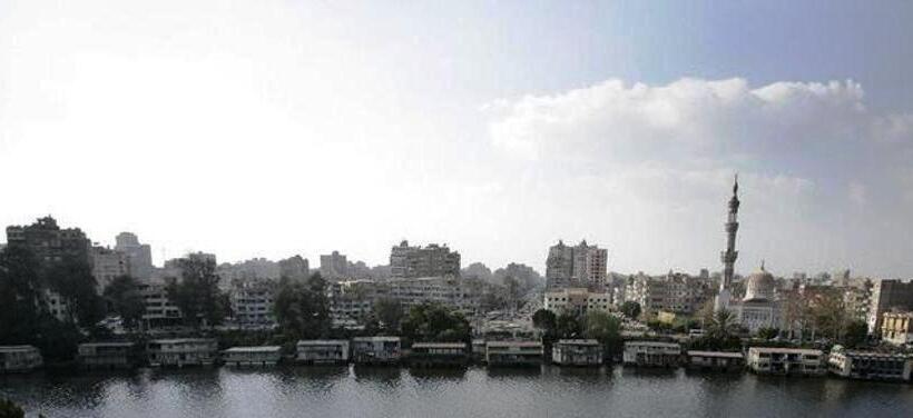 Golden Tulip Hotel Flamenco Cairo