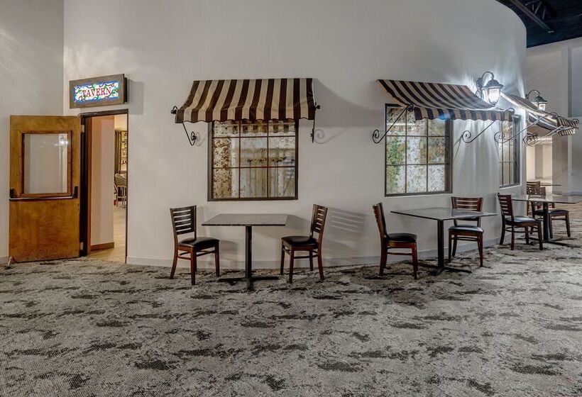 Grand Williston Hotel And Conference Center