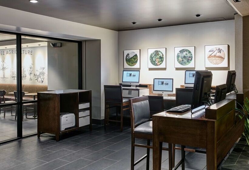 فندق Hilton Anaheim