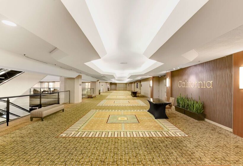 فندق Hilton Anaheim