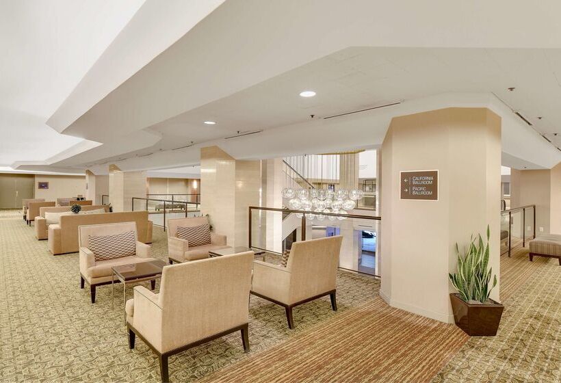 فندق Hilton Anaheim