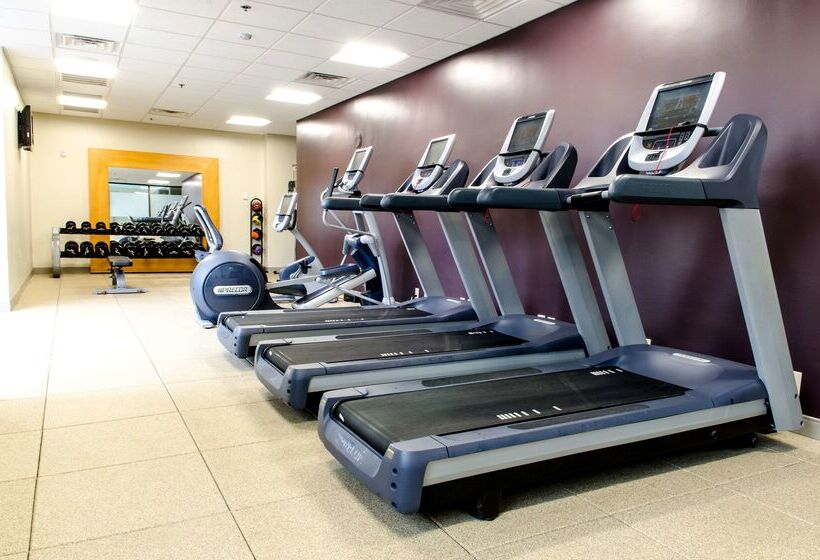 فندق Hilton Arlington