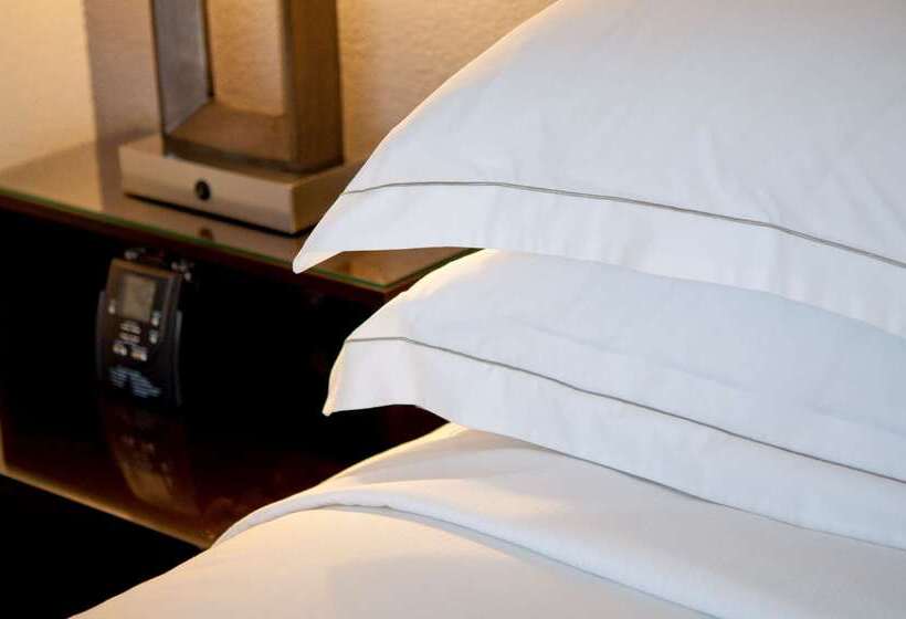 فندق Hilton Arlington