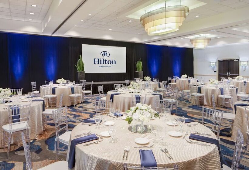 فندق Hilton Arlington