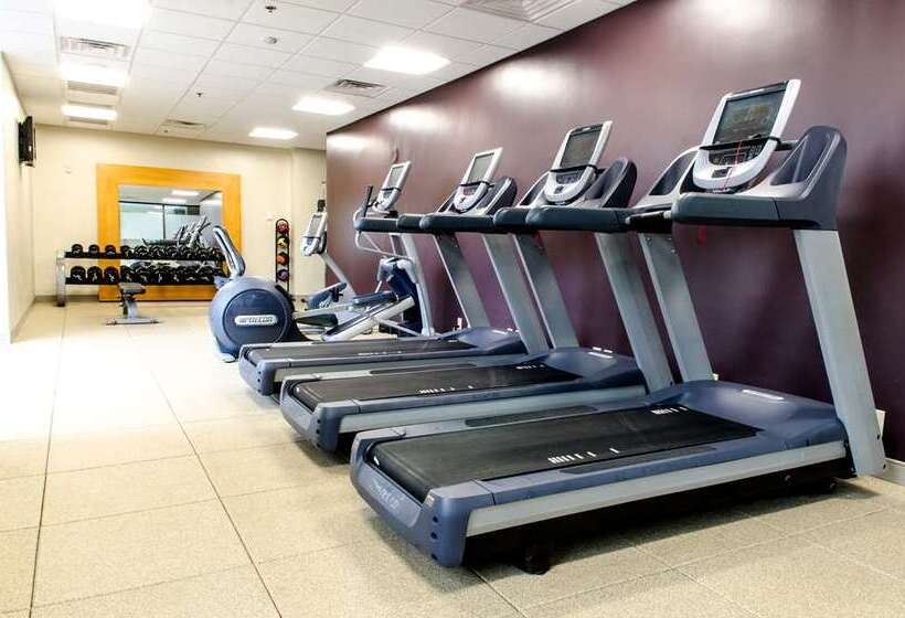 فندق Hilton Arlington