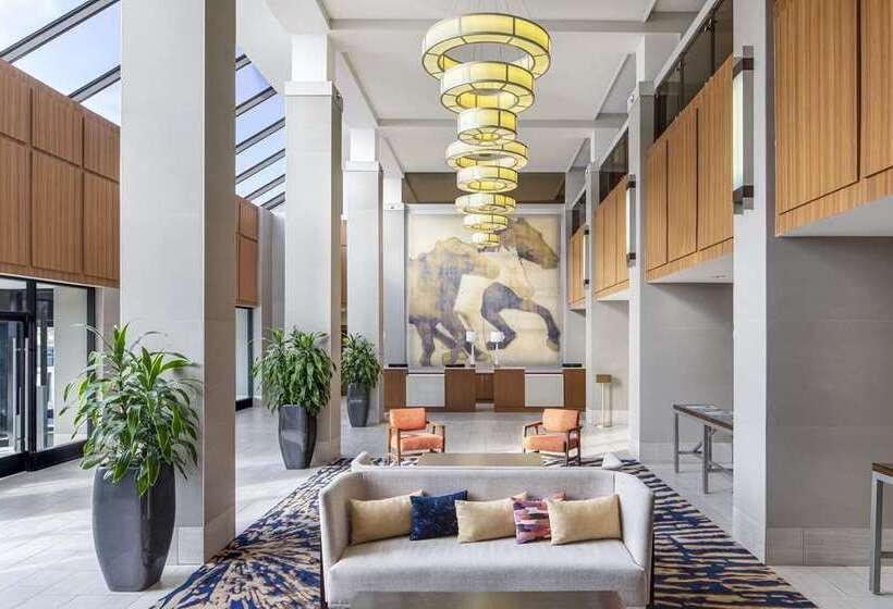 فندق Hilton Arlington