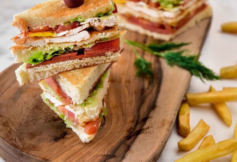 هتل Hilton Cairo Zamalek Residences