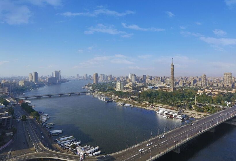 هتل Hilton Cairo Zamalek Residences
