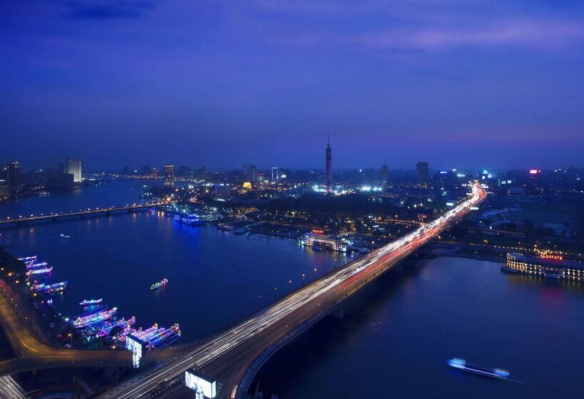 هتل Hilton Cairo Zamalek Residences
