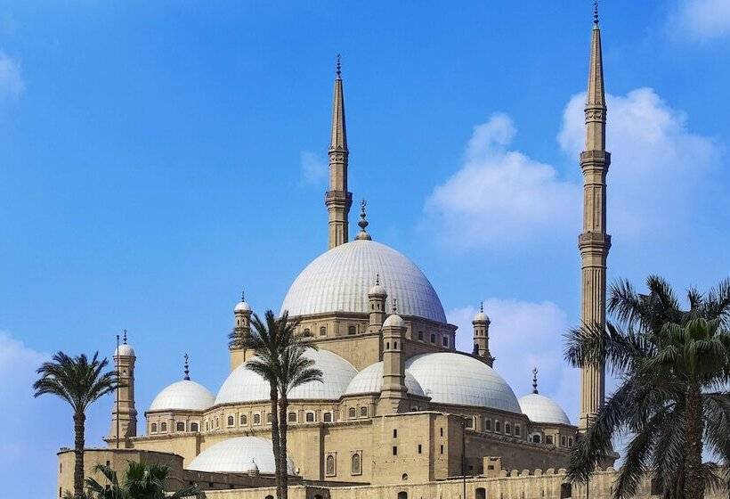 هتل Hilton Cairo Zamalek Residences