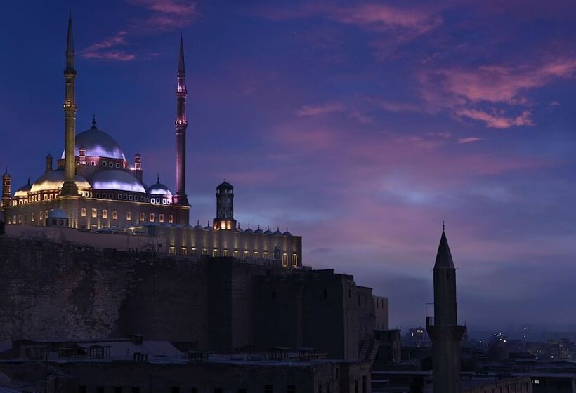 هتل Hilton Cairo Zamalek Residences