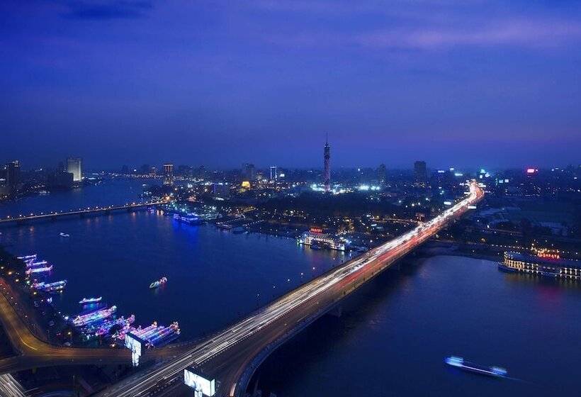 هتل Hilton Cairo Zamalek Residences