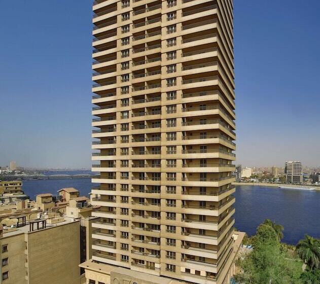هتل Hilton Cairo Zamalek Residences